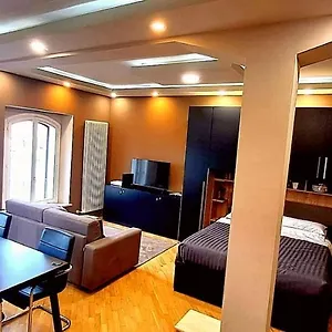Stazione Apartamento Cremona
